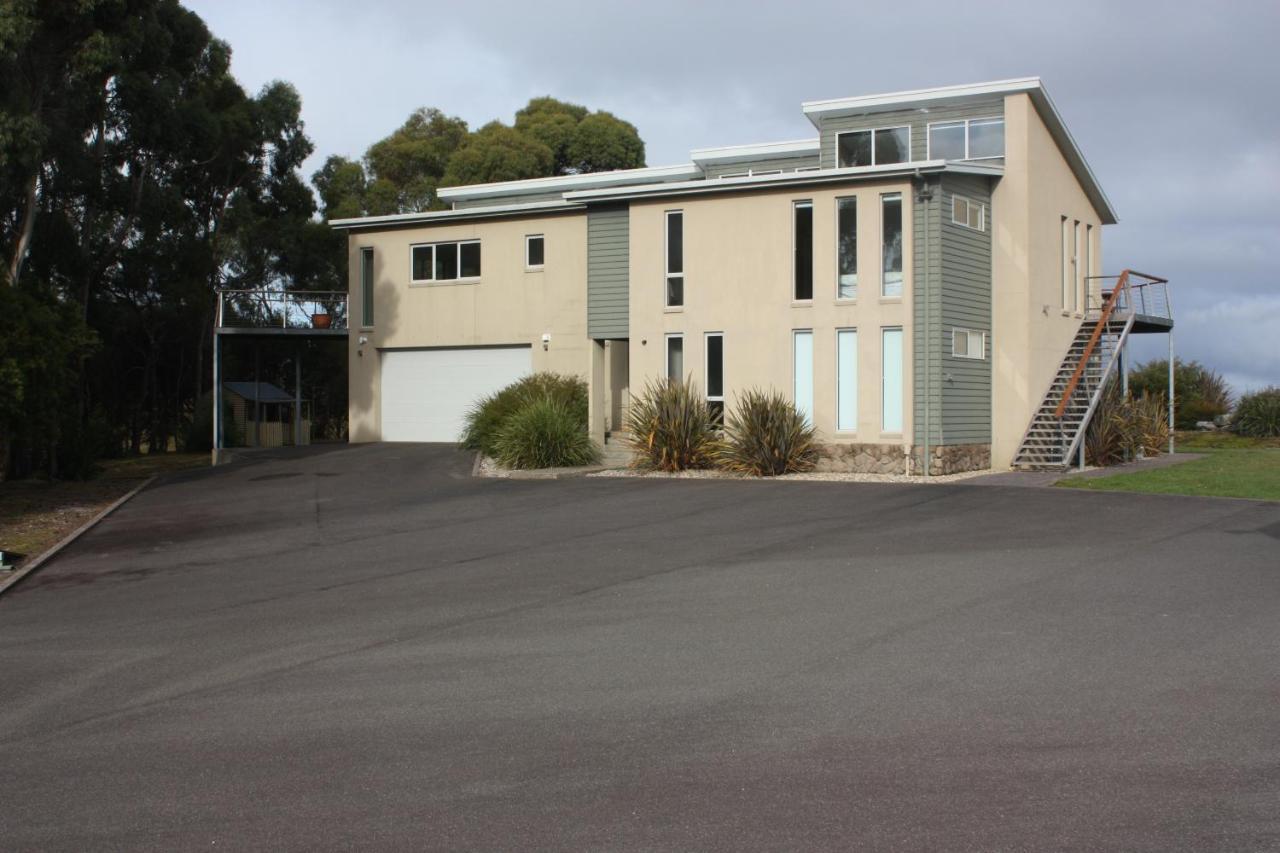 Harbour Lookout Villa Strahan Exterior foto